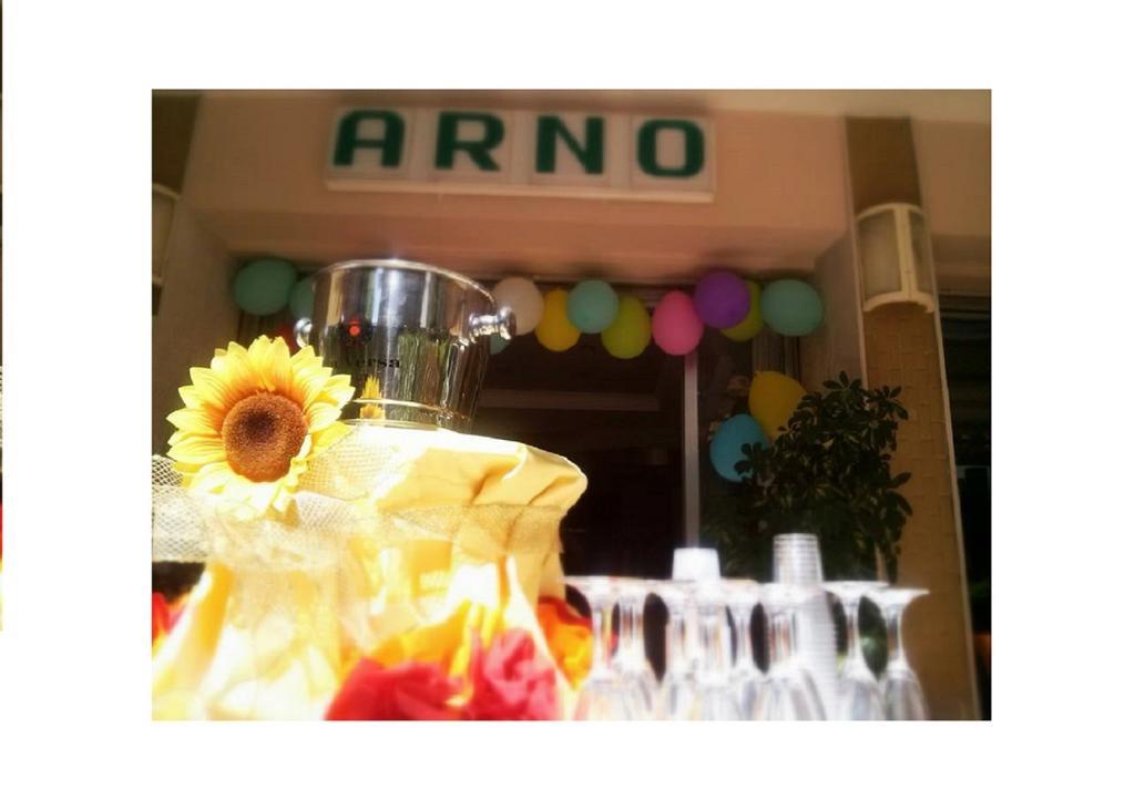 Hotel Arno Misano Adriatico Extérieur photo