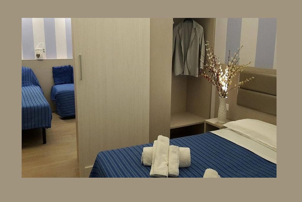 Hotel Arno Misano Adriatico Extérieur photo